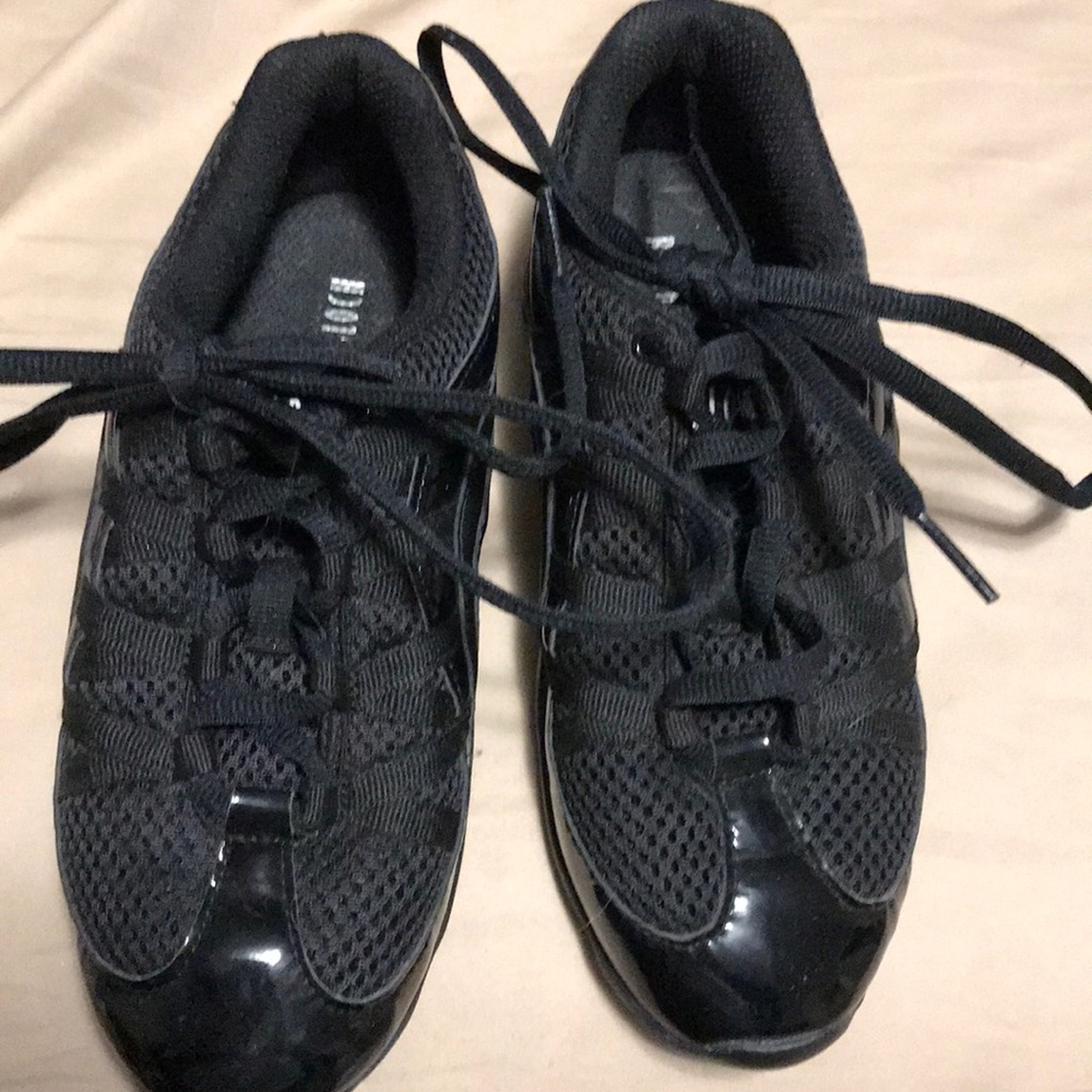 Dance sneakers